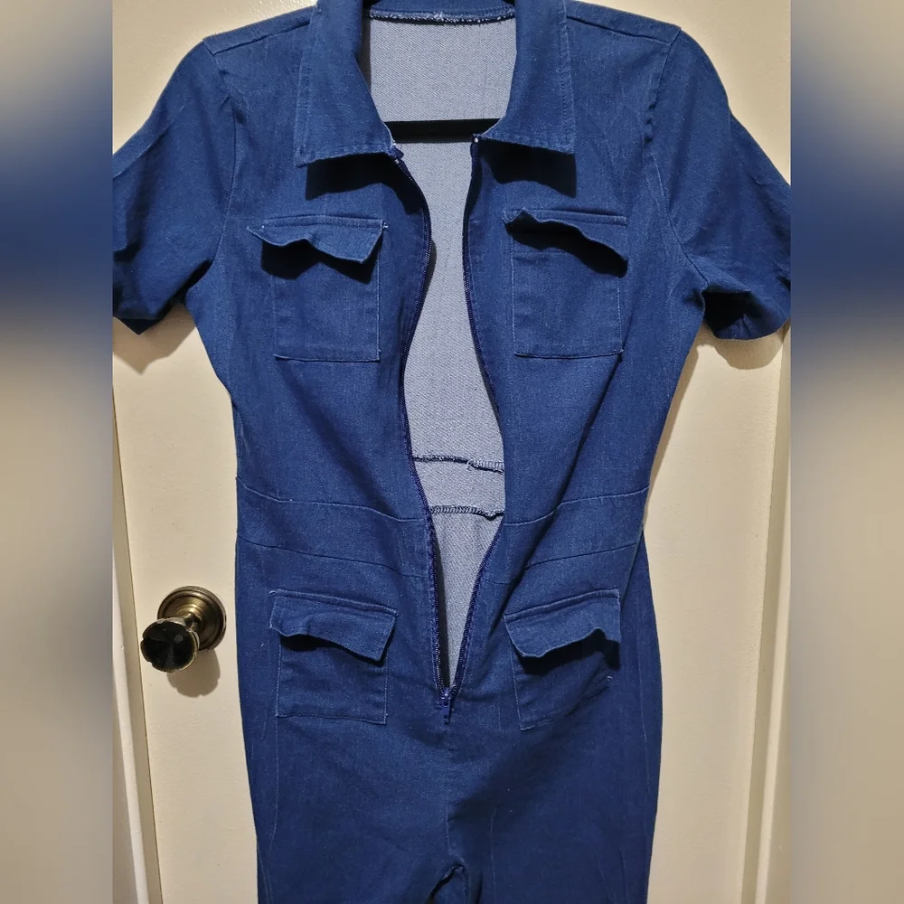 Woman's blue jean jumpsuit - Picture 4 of 4